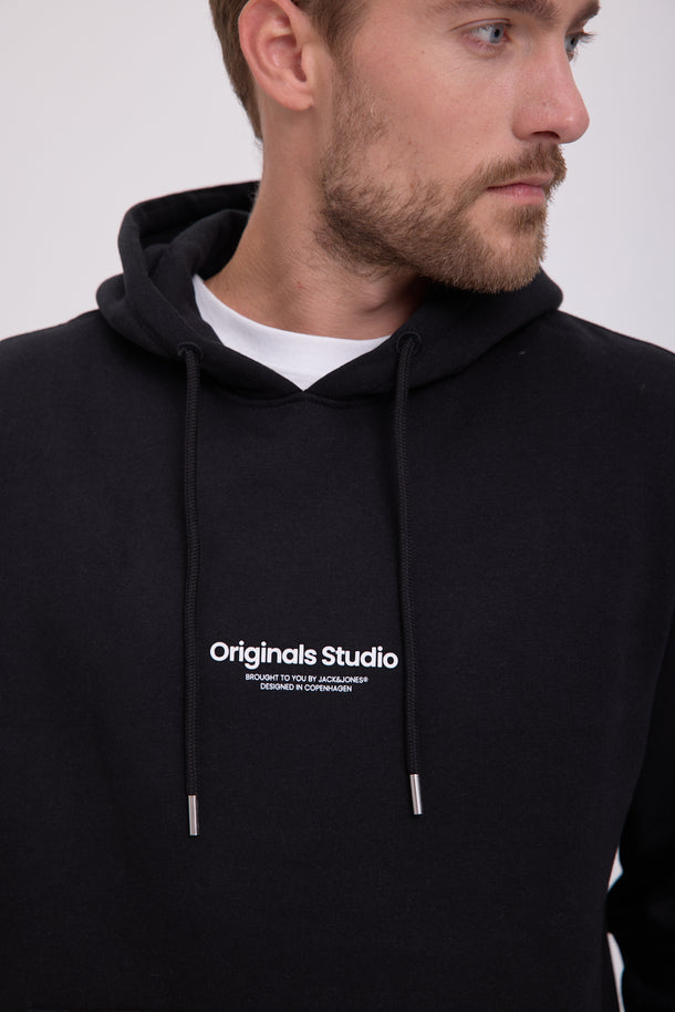 Product POLERÓN VESTEBRO CON CAPUCHA - Black - Image 5