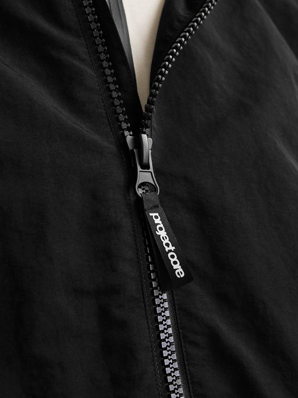 Product CHAQUETA SHELL UNION - Black - Image 2