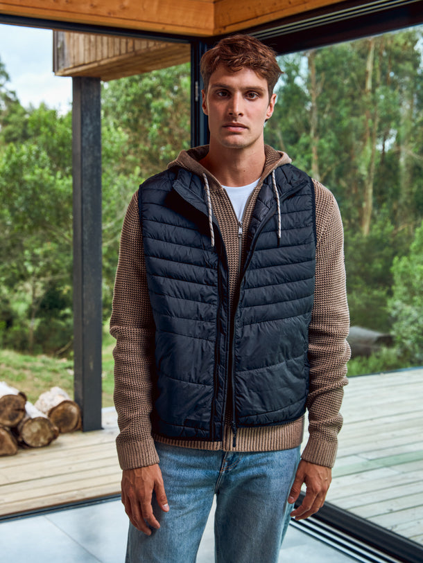 Product CHALECO PUFFER STATE - Black - Image 12