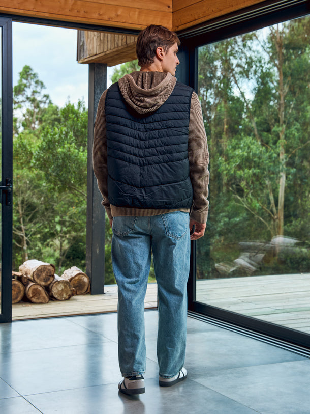 Product CHALECO PUFFER STATE - Black - Image 9