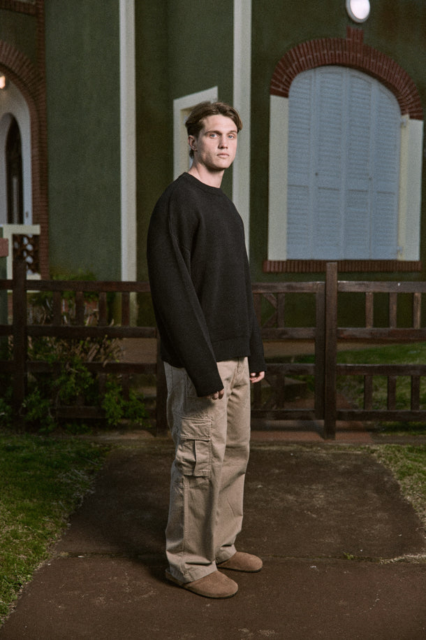 Product SWEATER OVERSIZE TEJIDO KOBE - Black - Image 4