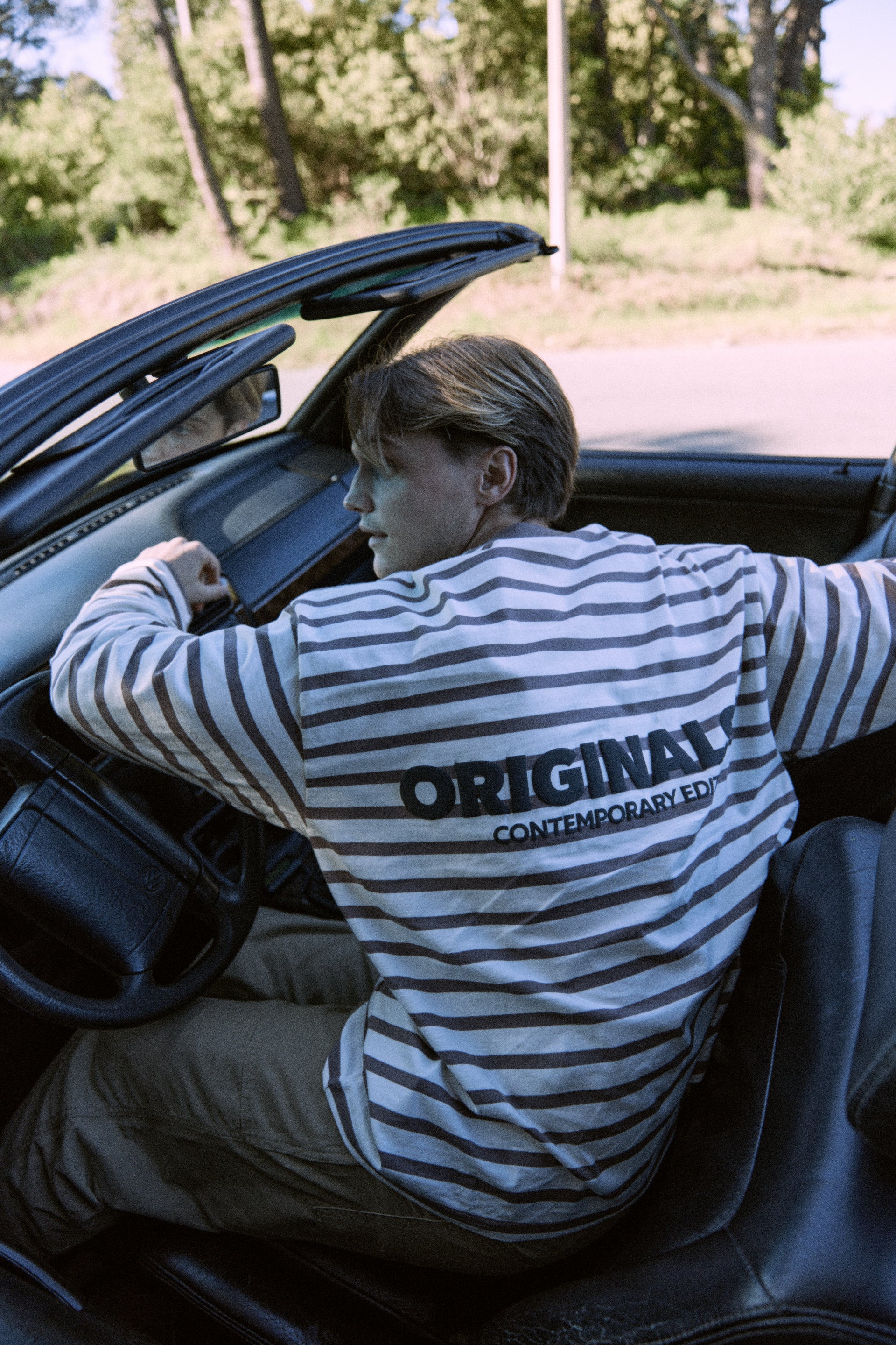 POLERA LOOSE RAYAS SLINGTON - Deep Taupe Stripes:ANTIQUE WHITE