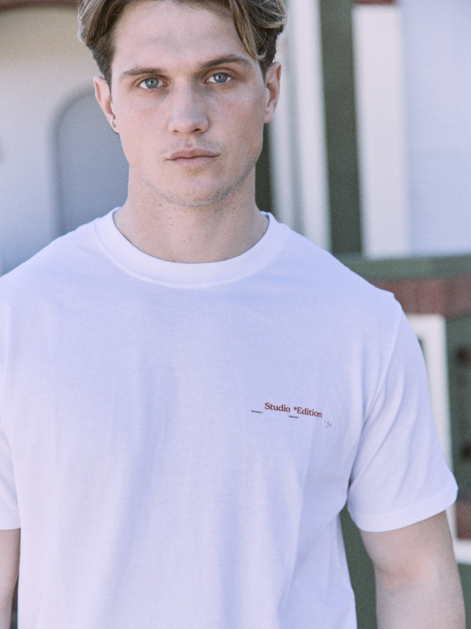 POLERA SPLIT PAINTING - Bright White