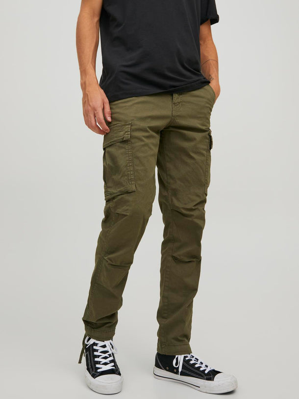 Product PANTALÓN CARGO TIRO MEDIO TUCKER - Olive Night Detail:SOLID - Image 8