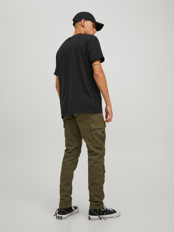 Product PANTALÓN CARGO TIRO MEDIO TUCKER - Olive Night Detail:SOLID - Image 11