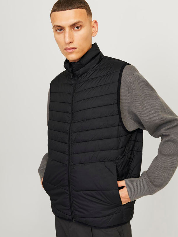 Product CHALECO PUFFER STATE - Black - Image 6