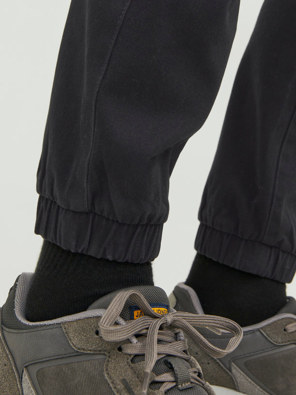 Product PANTALÓN CARGO JOE - Black - Image 8