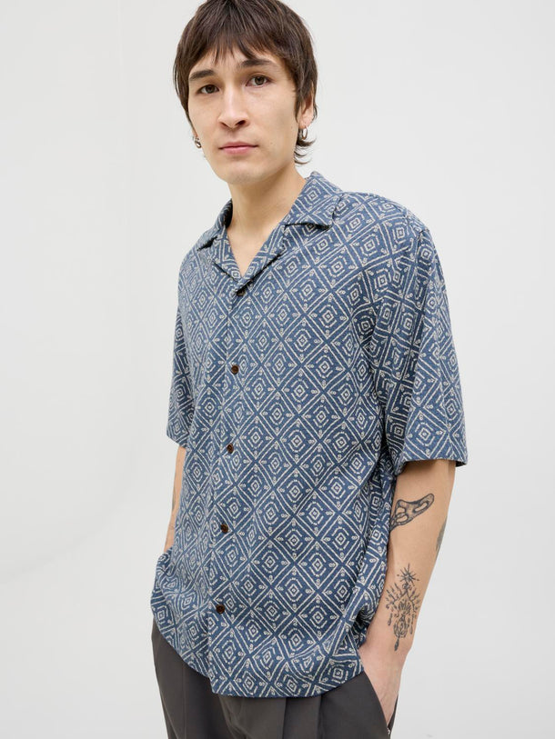 Product CAMISA RELAXED ESTAMPADA VINCENT-Bering Sea Fit:RELAXED FIT - Image 3