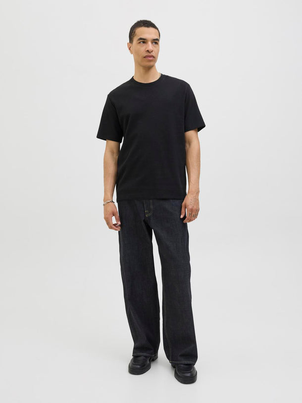 Product POLERA RELAXED CON TEXTURA AUSTIN-Black - Image 2