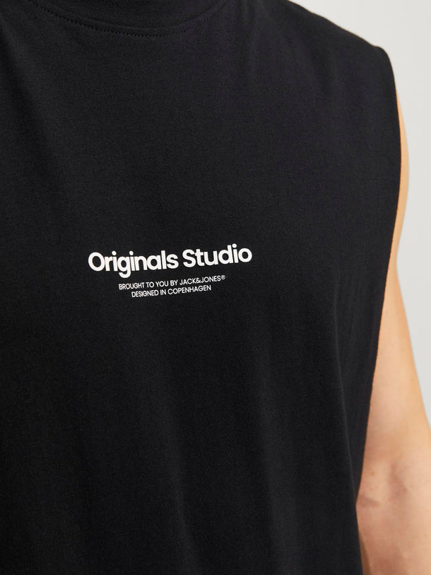 Product POLERA SIN MANGAS VESTERBRO PLUS-Black - Image 2