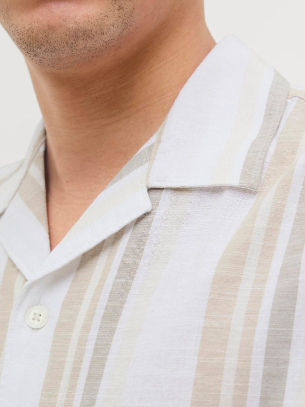 Product CAMISA LOOSE RESORT DE LINO SUMMER - Travertine Fit:RELAXED FIT - Image 12