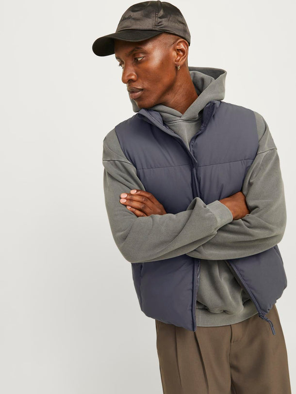 Product CHALECO PUFFER VESTERBRO - Iron Gate - Image 11