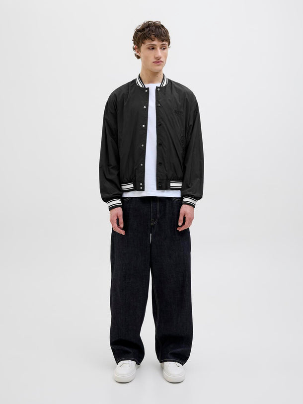 Product CHAQUETA BOMBER ALMERIA-Black - Image 3