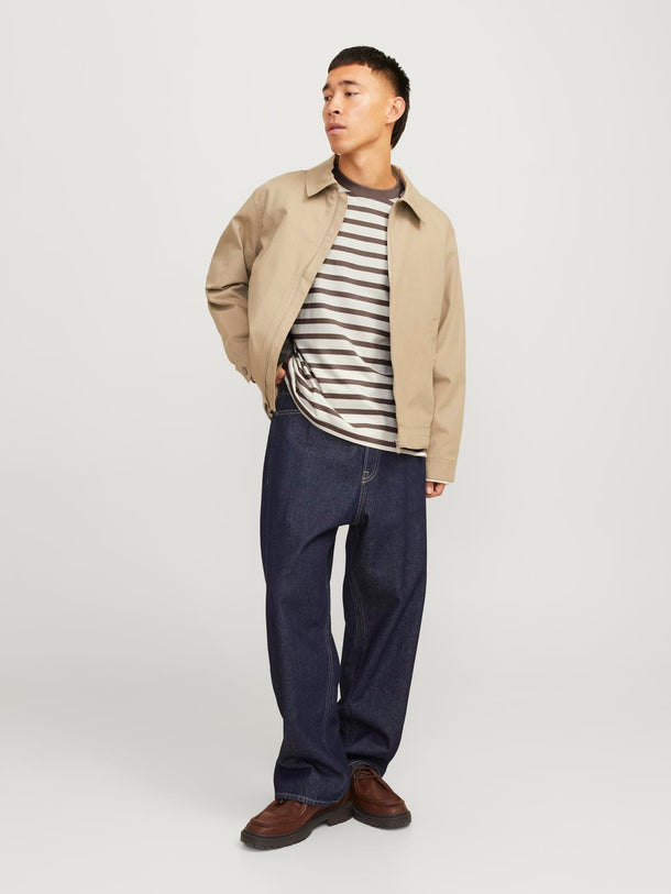 Product POLERA SLINGTON CREW - Deep Taupe Stripes:ANTIQUE WHITE - Image 10