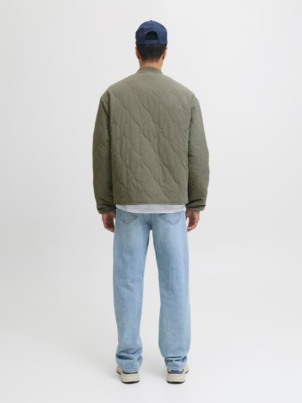 Product CHAQUETA LINER HERO-Dusty Olive - Image 4