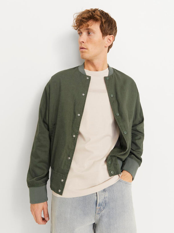 Product CHAQUETA BOMBER DE LINO ARIO-Agave Green - Image 3