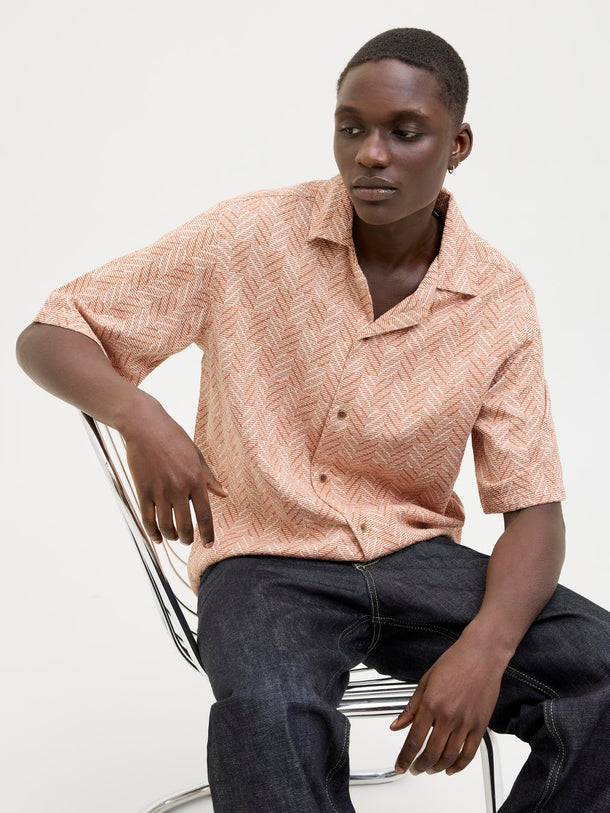 Product CAMISA RELAXED ESTAMPADA VINCENT-Bombay Brown Fit:RELAXED FIT - Image 3