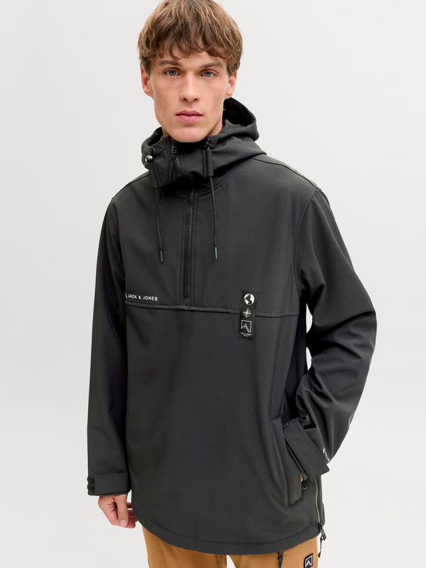 Product SKI CHAQUETA ANORAK TÉCNICA AURIS-Black Beauty Detail:JJ BRANDING - Image 4