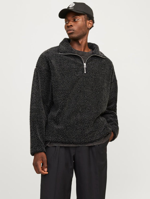 Product POLERÓN ROXBURY - Black Detail:MELANGE - Image 5