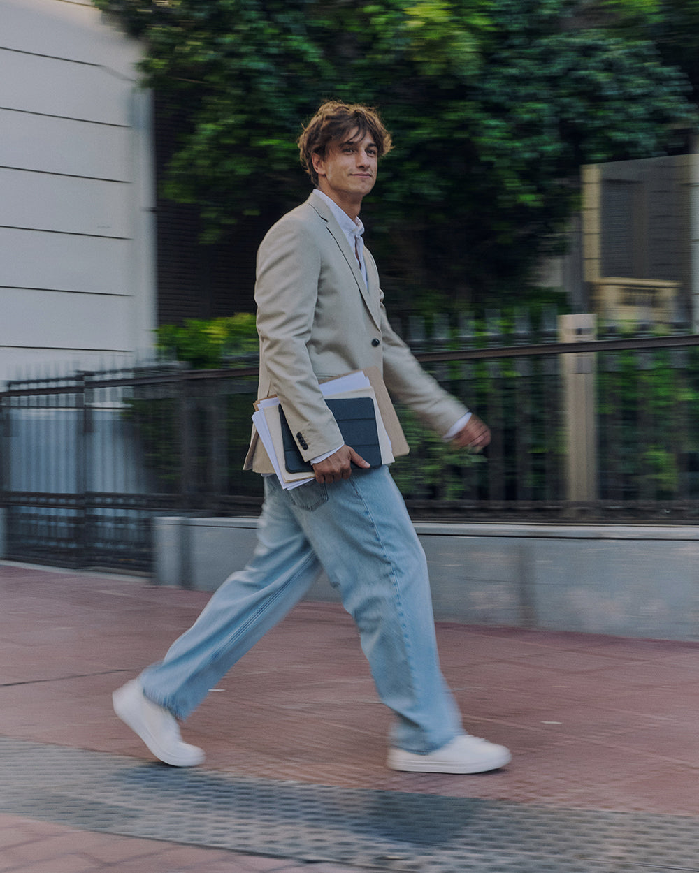 JEANS Y PANTALONES