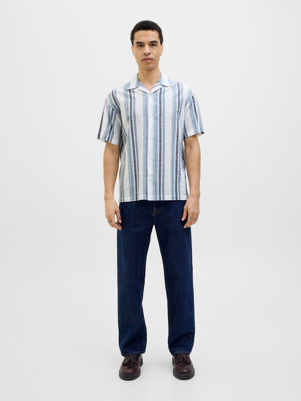 Product CAMISA LOOSE RESORT DE LINO SUMMER - Ashley Blue Fit:RELAXED FIT - Image 8