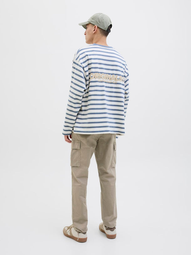 Product PANTALÓN CARGO TIRO MEDIO TUCKER - Dune Detail:SOLID - Image 11