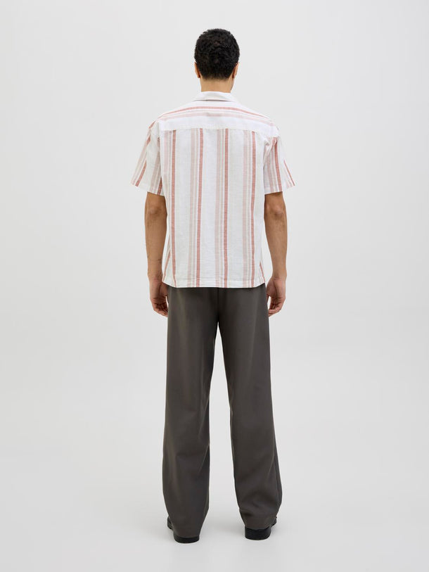 Product CAMISA LOOSE RESORT DE LINO SUMMER - Adobe Rose Fit:RELAXED FIT - Image 10