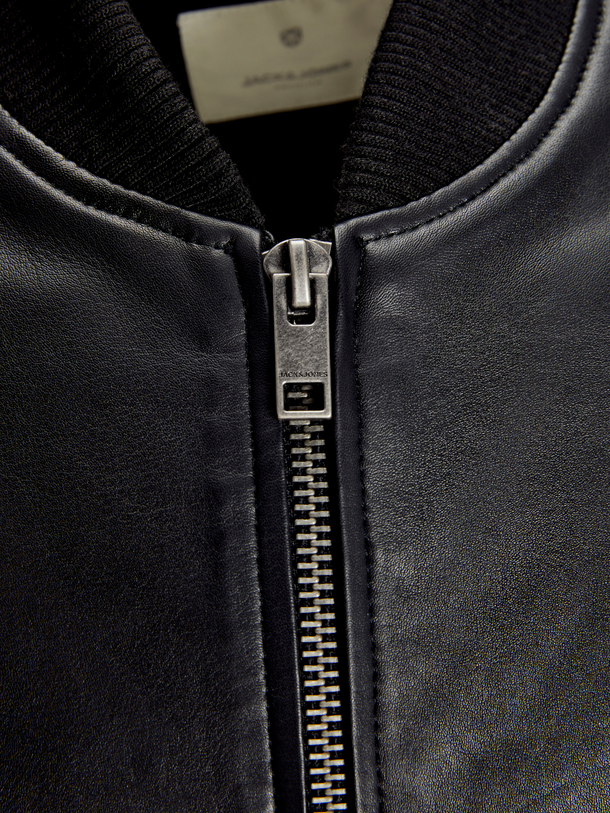 Product CHAQUETA BOMBER BRANCO - Black - Image 2