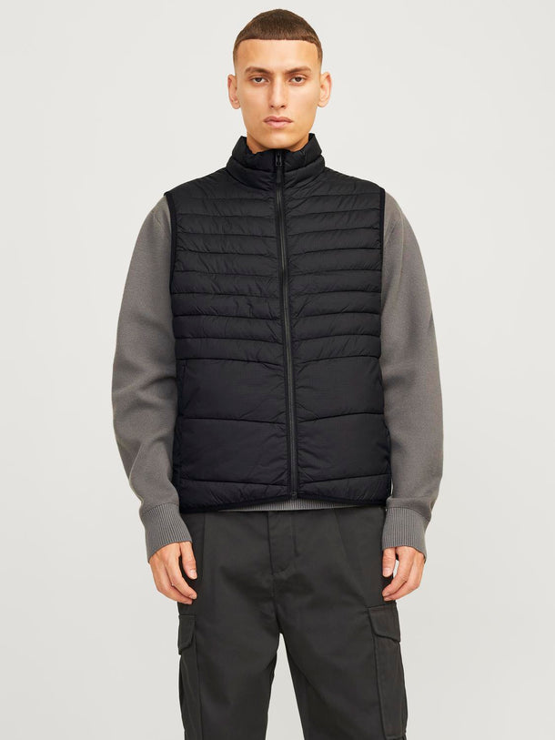 Product CHALECO PUFFER STATE - Black - Image 4