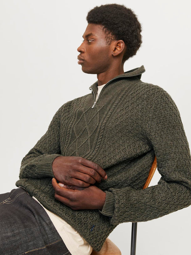 Product SWEATER TRENZADO CON CUELLO ALTO BLUNORTH - Olive Night Detail:MELANGE - Image 9