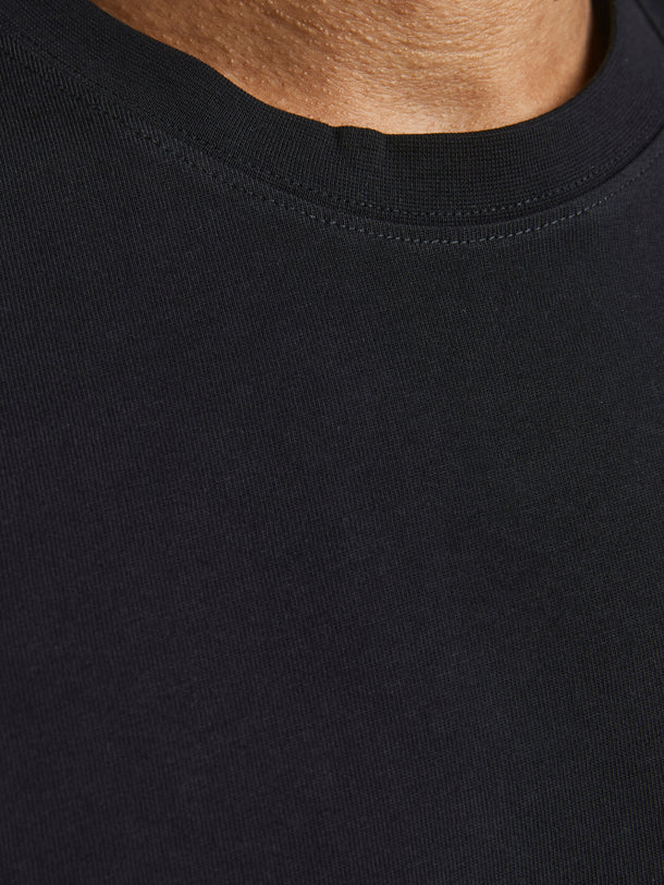 Product POLERA RELAXED - Black Fit:RELAXED - Image 3