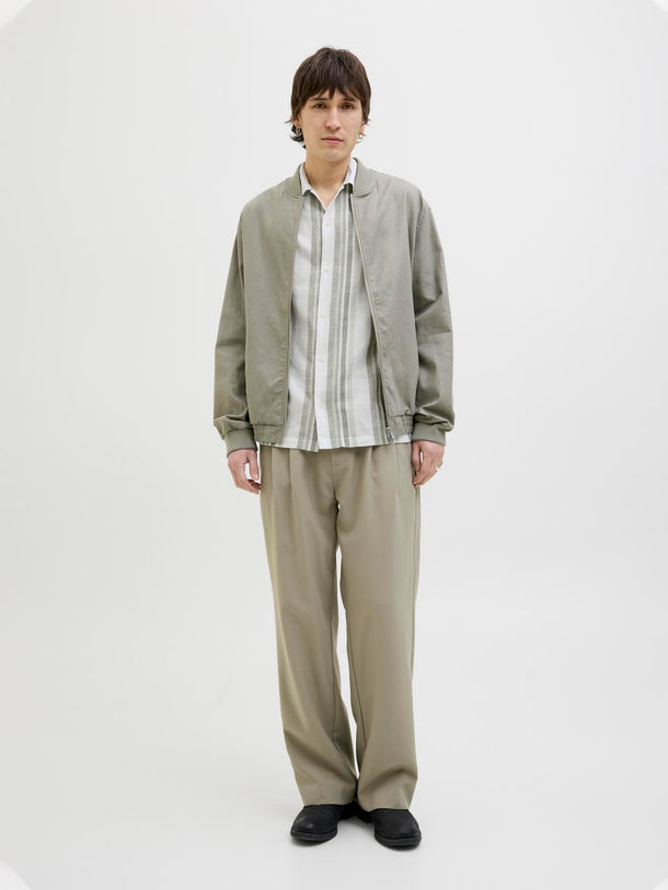 Product CAMISA LOOSE RESORT DE LINO SUMMER - Vetiver Fit:RELAXED FIT - Image 8