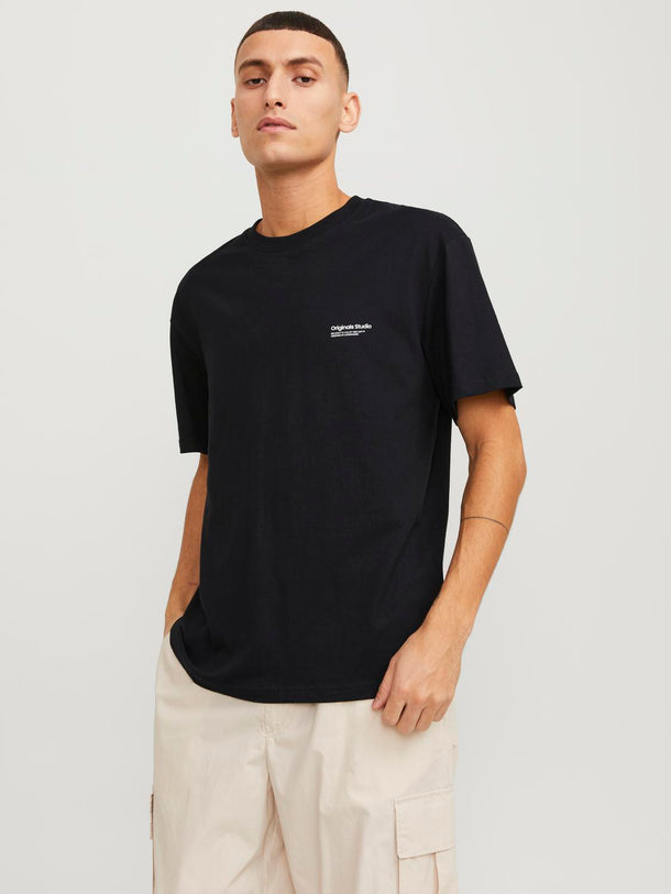 Product POLERA RELAXED MANGA CORTA VESTERBRO - Black Detail:SS24 - Image 1