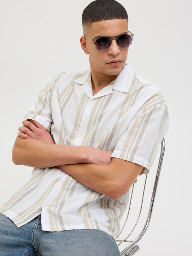 Product CAMISA LOOSE RESORT DE LINO SUMMER - Travertine Fit:RELAXED FIT - Image 9