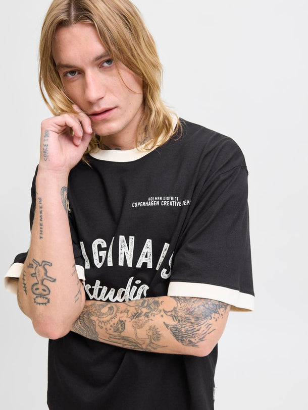 Product POLERA OVERSIZE CROPPED CAMBRIDGE -Black - Image 3