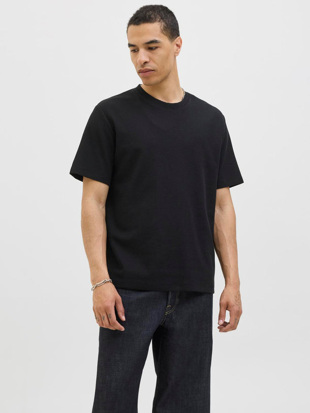 Product POLERA RELAXED CON TEXTURA AUSTIN-Black - Image 1