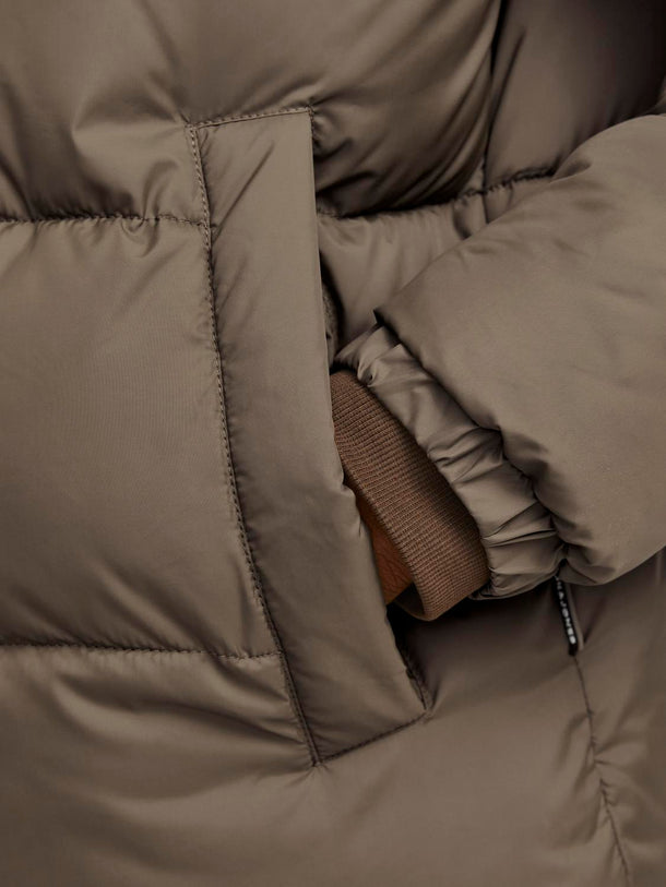 Product CHAQUETA MOON - Canteen Detail:BLOCKING - Image 2