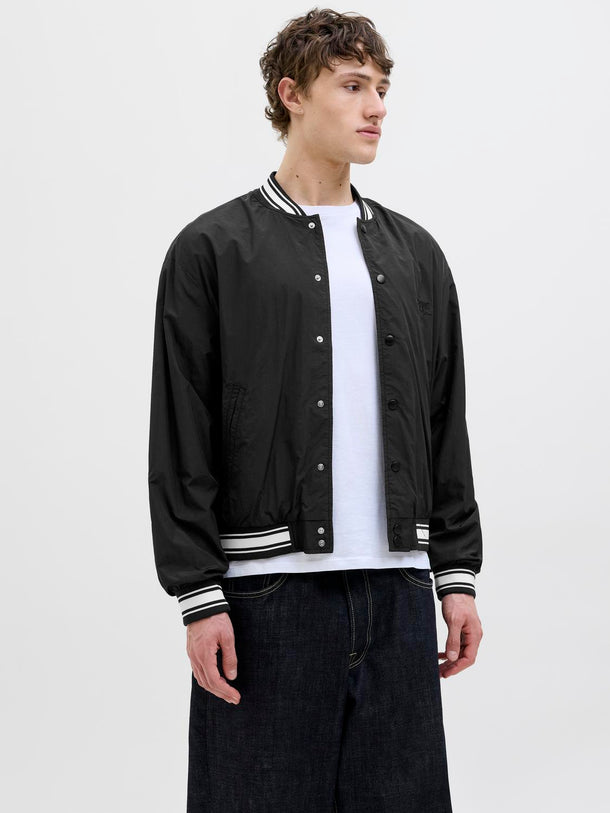 Product CHAQUETA BOMBER ALMERIA-Black - Image 2