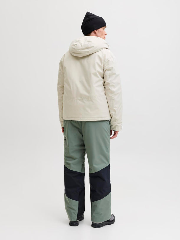 Product SKI CHAQUETA TÉCNICA ALPES-Silver Lining Detail:JJ BRANDING - Image 3